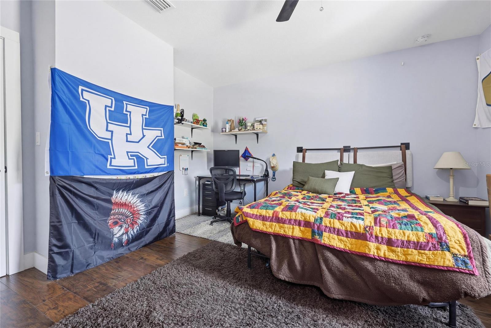 DOIG & ROBERTSONS ADDN-BLK 3,R.1 - Residential