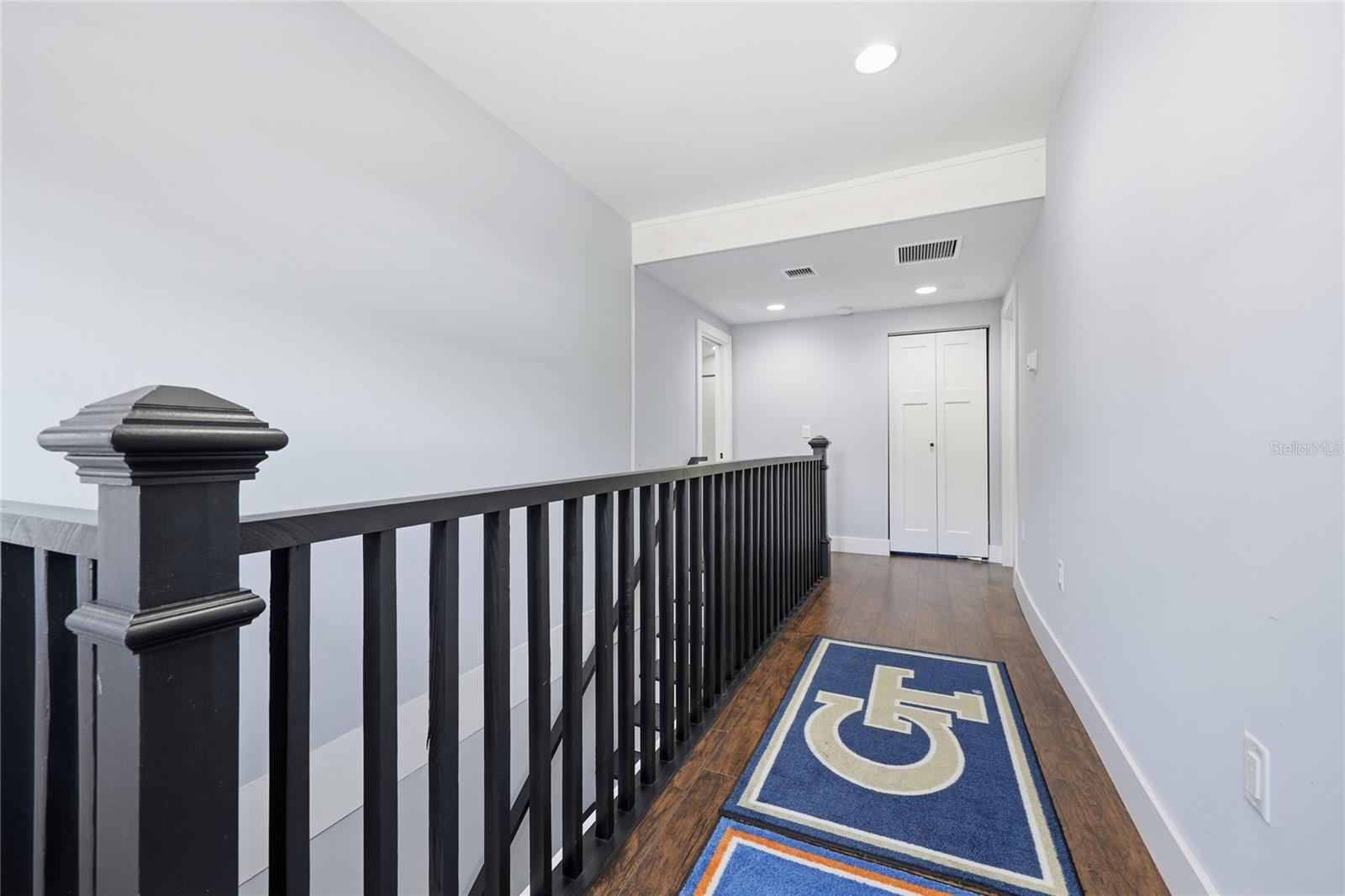 DOIG & ROBERTSONS ADDN-BLK 3,R.1 - Residential