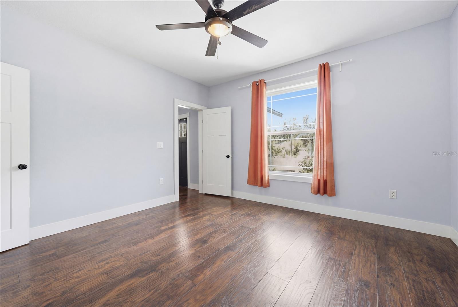 DOIG & ROBERTSONS ADDN-BLK 3,R.1 - Residential