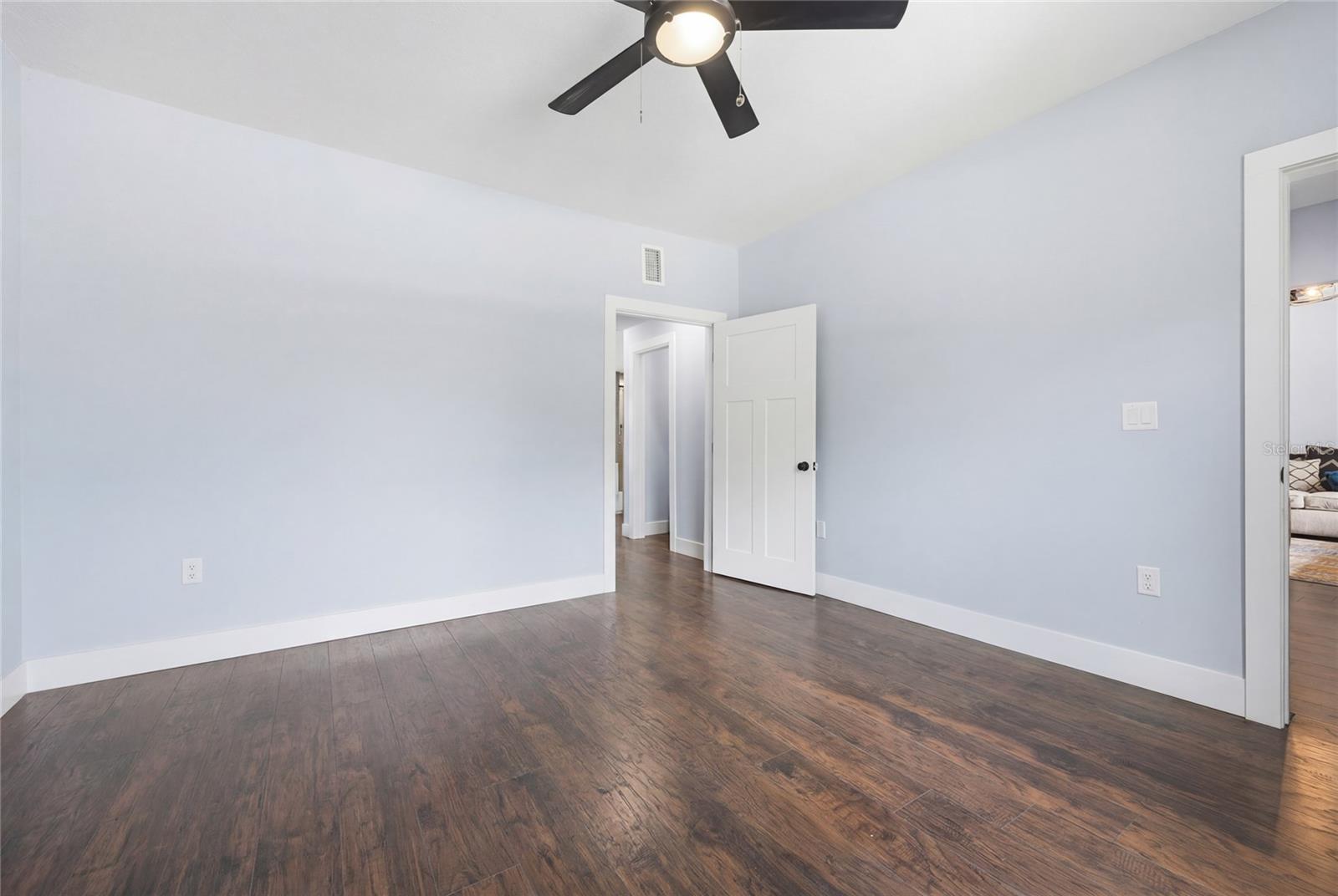 DOIG & ROBERTSONS ADDN-BLK 3,R.1 - Residential