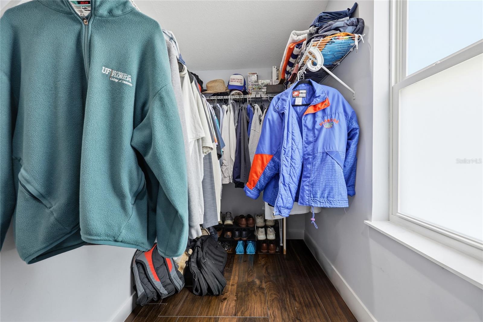 DOIG & ROBERTSONS ADDN-BLK 3,R.1 - Residential