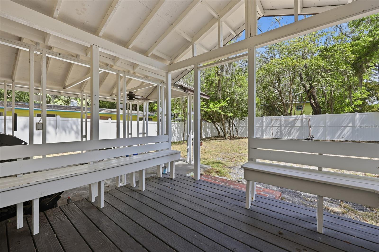 DOIG & ROBERTSONS ADDN-BLK 3,R.1 - Residential