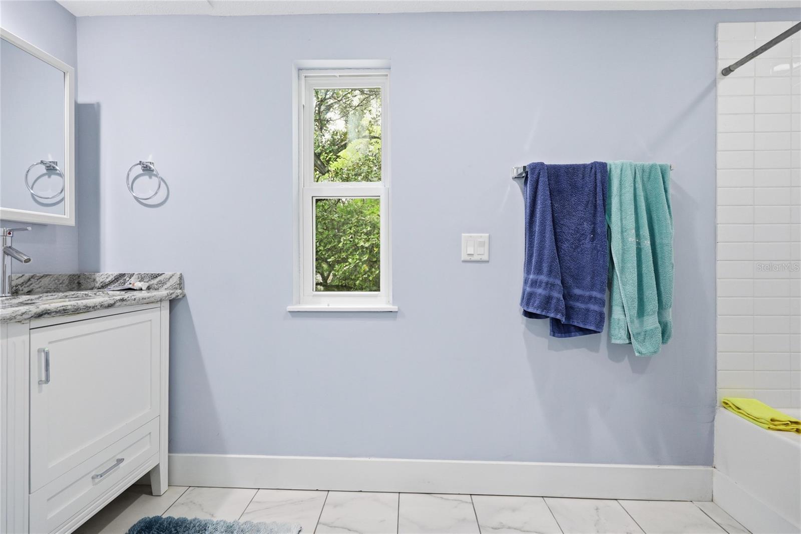 DOIG & ROBERTSONS ADDN-BLK 3,R.1 - Residential