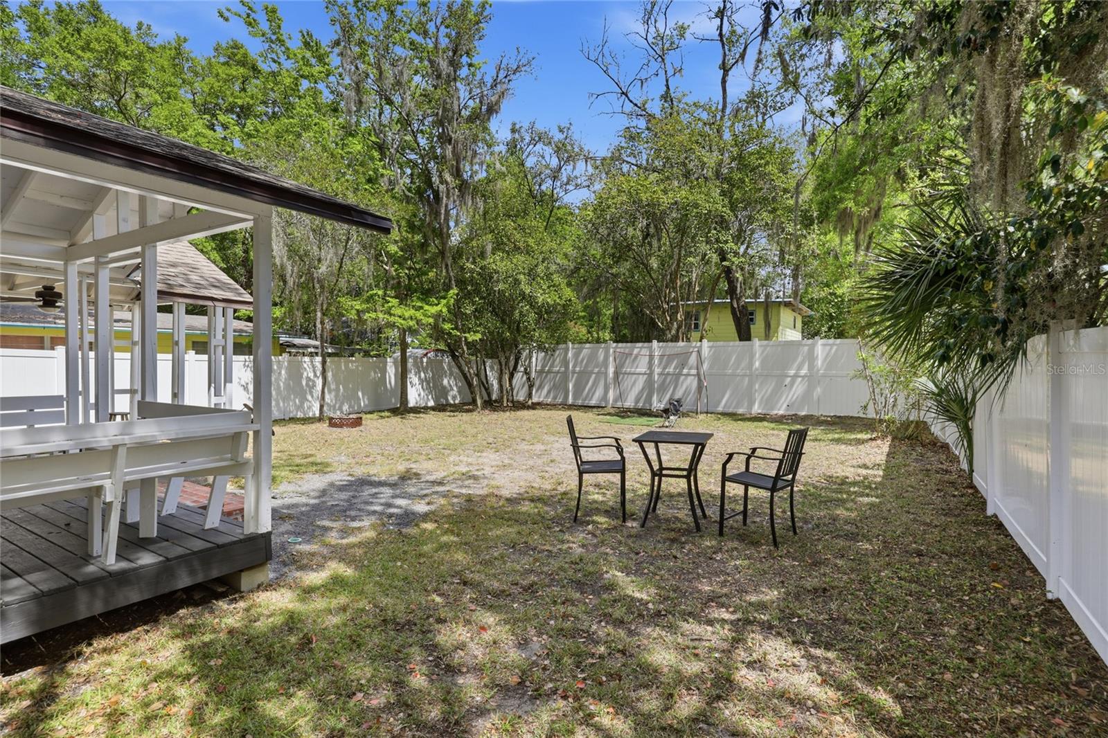 DOIG & ROBERTSONS ADDN-BLK 3,R.1 - Residential