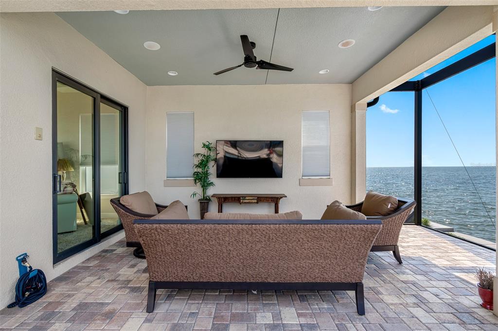 VENETIAN ISLES - - Residential