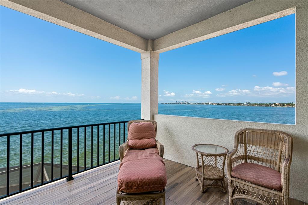 VENETIAN ISLES - - Residential