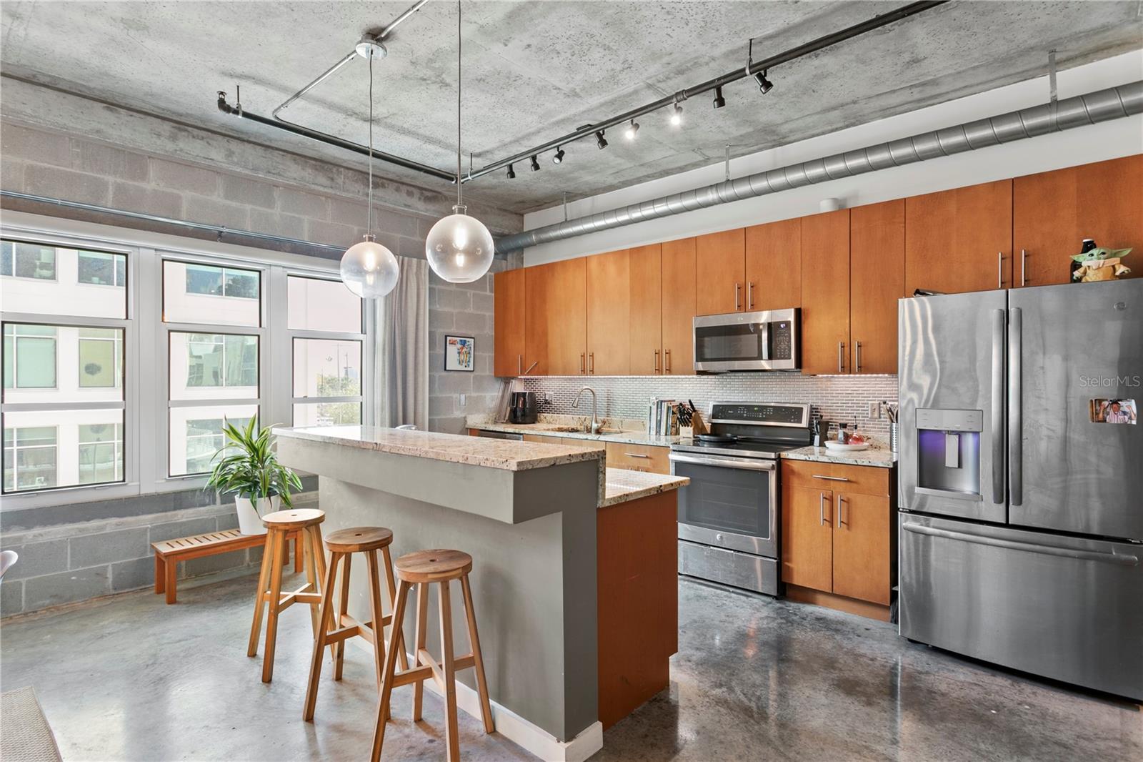 THE MERIDIAN - Residential