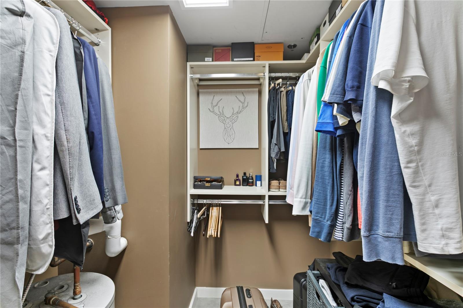 THE MERIDIAN - Residential