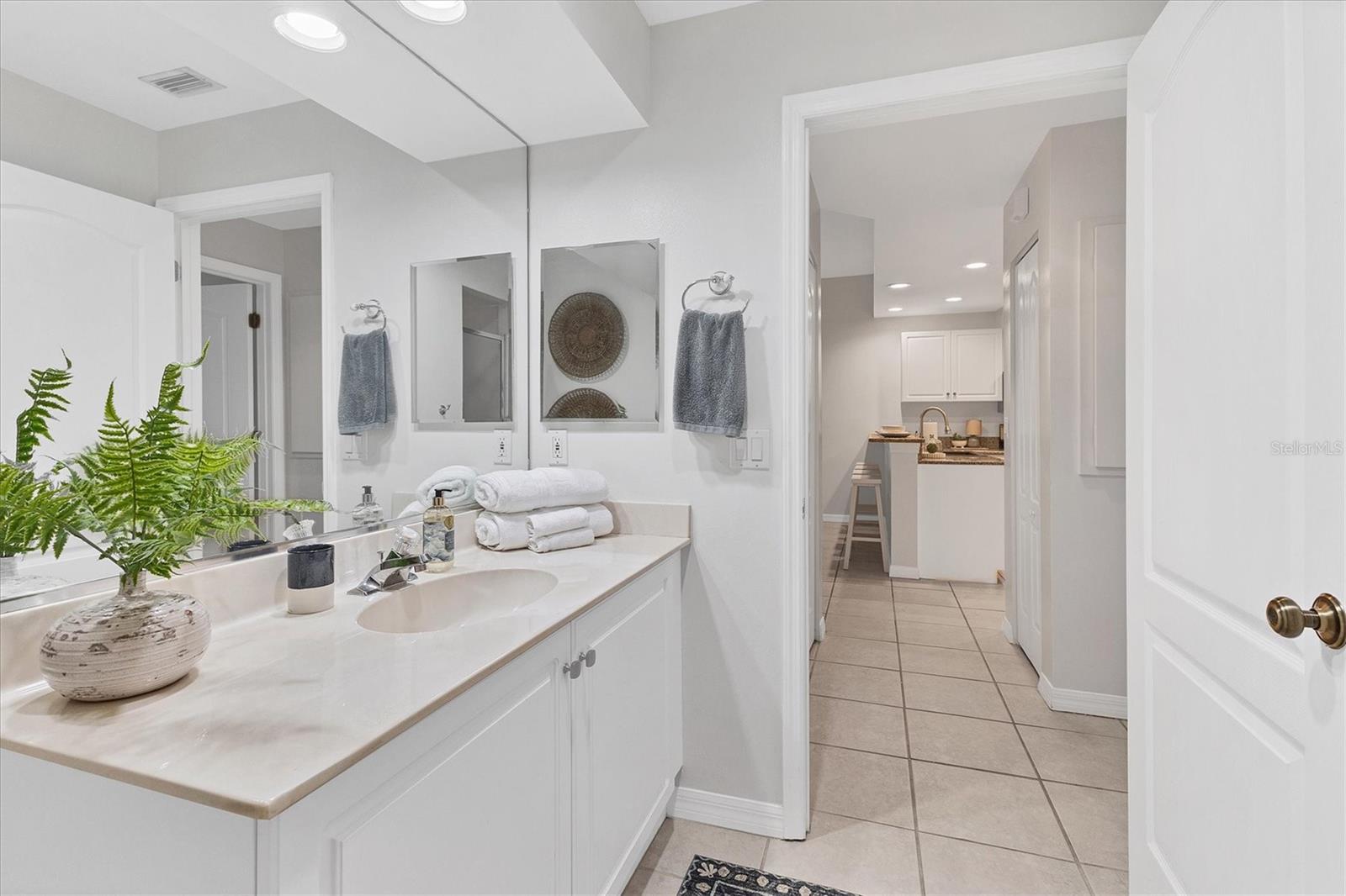 BOLLETTIERI RESORT VILLAS VI - Residential Lease