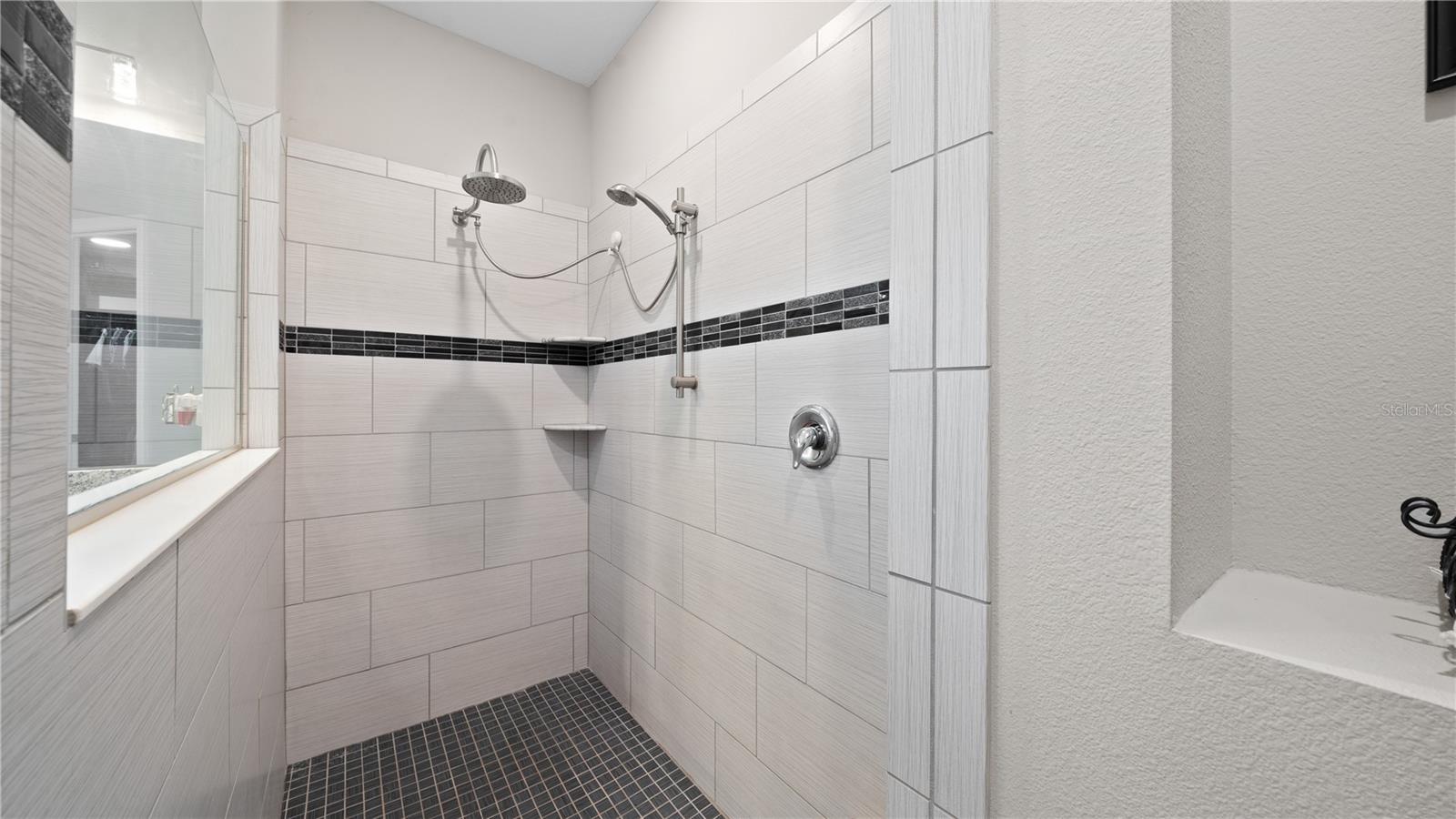 SERENITY CREEK REP OF TR N - Residential