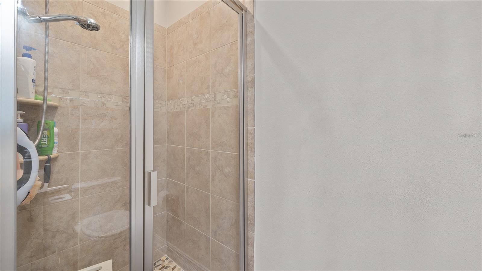 SERENITY CREEK REP OF TR N - Residential