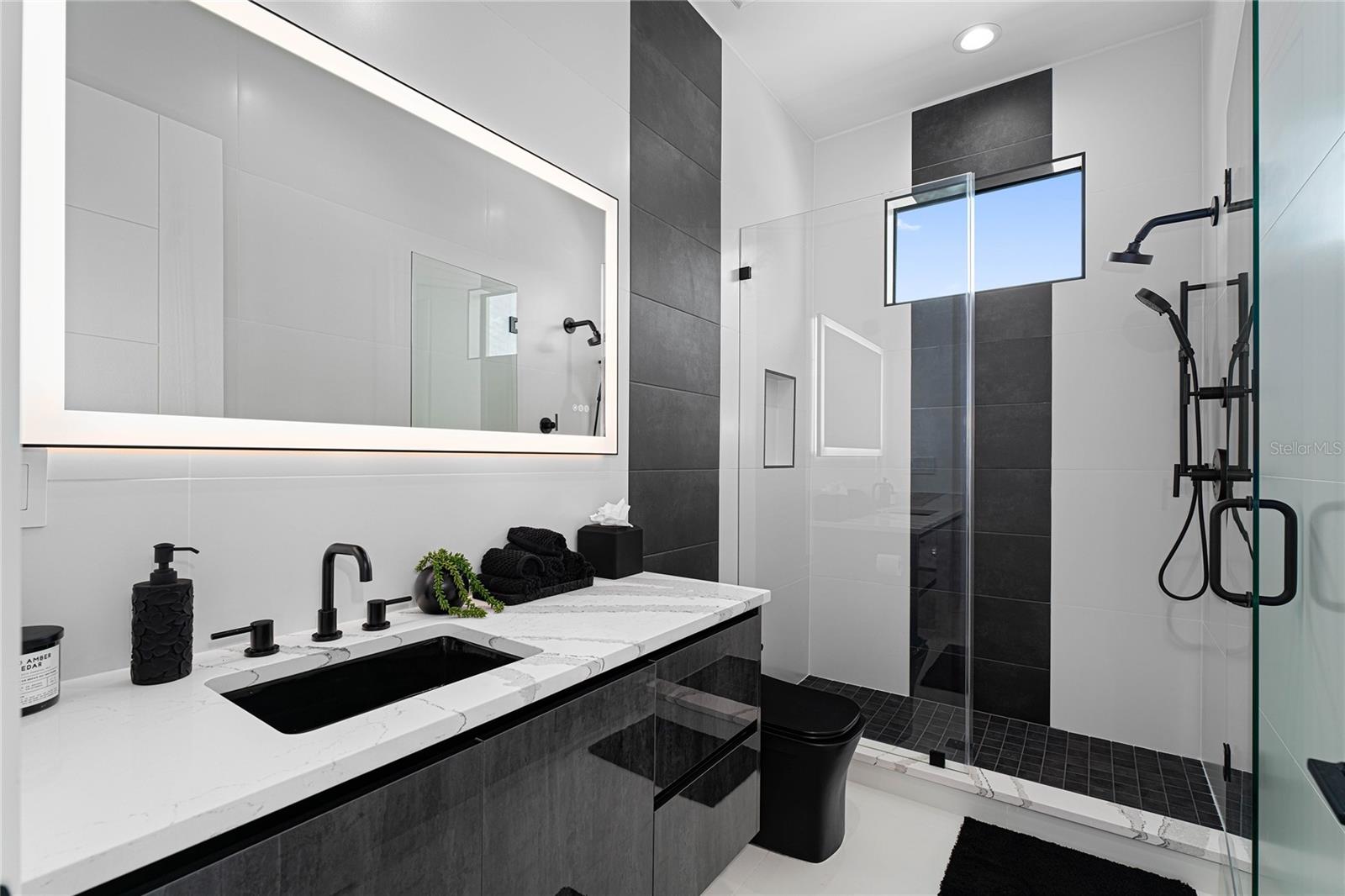 RIDGEWOOD PARK - Residential