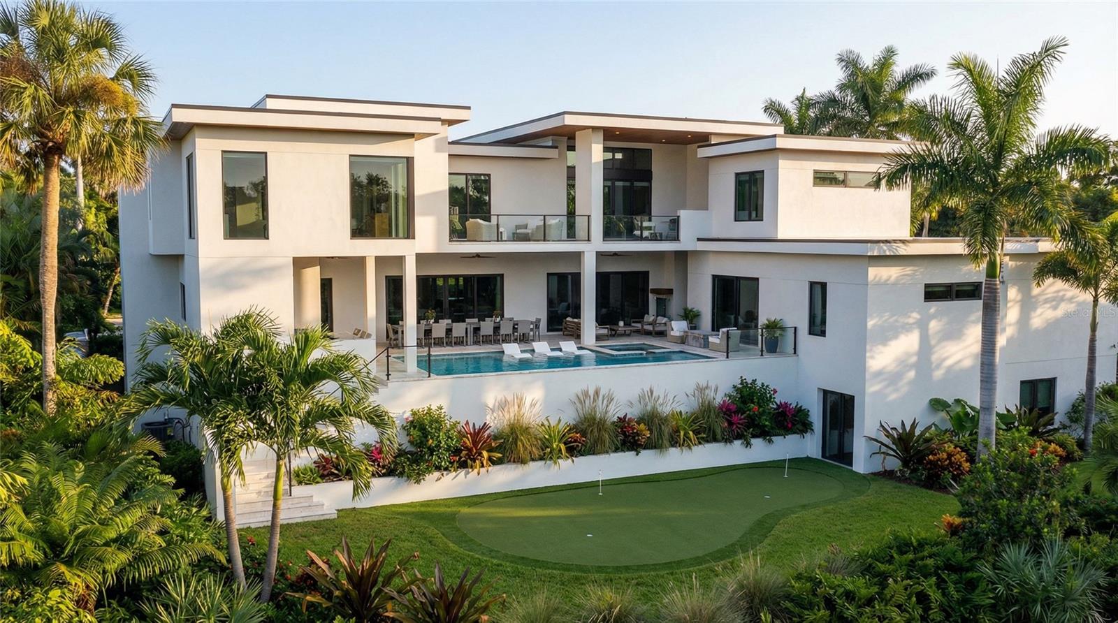 RIDGEWOOD PARK - Residential