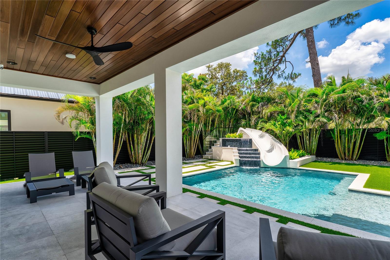 RIDGEWOOD PARK - Residential