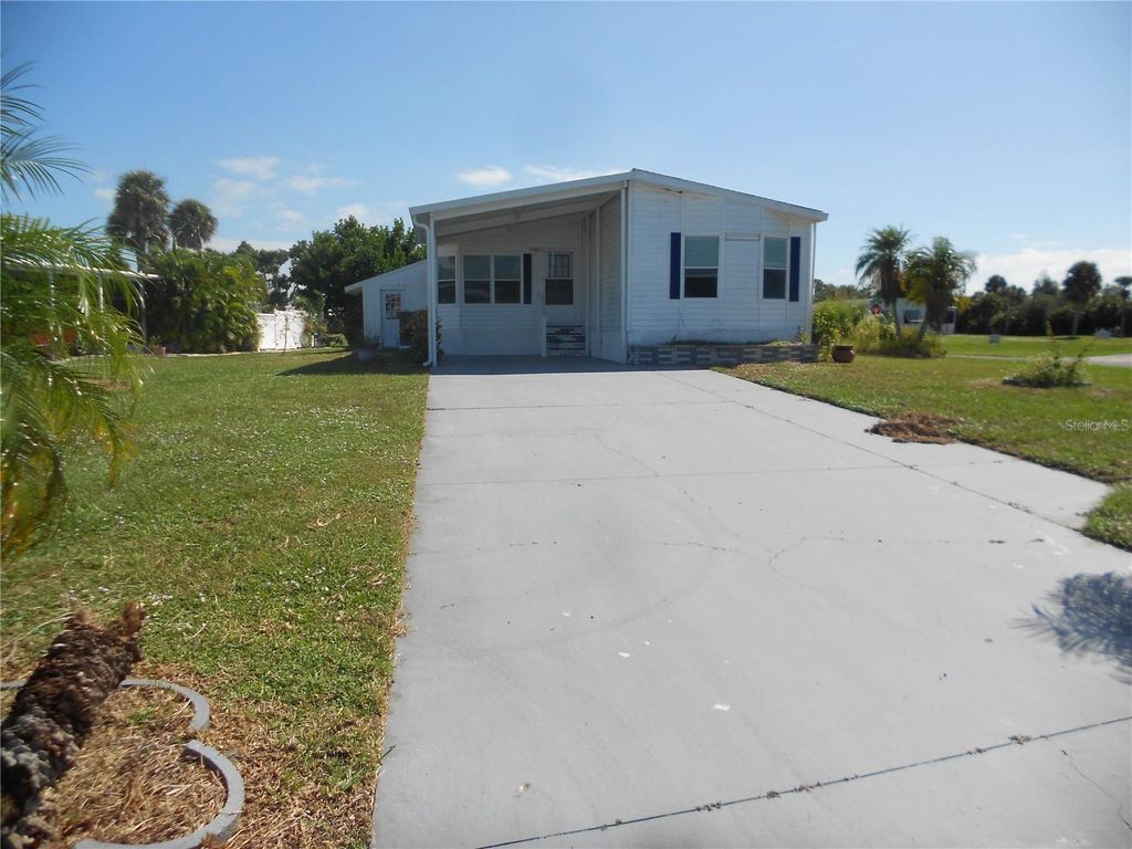 Photo of 3311 Blue Jay Lane, Englewood, FL 34224 (MLS # D6144342)