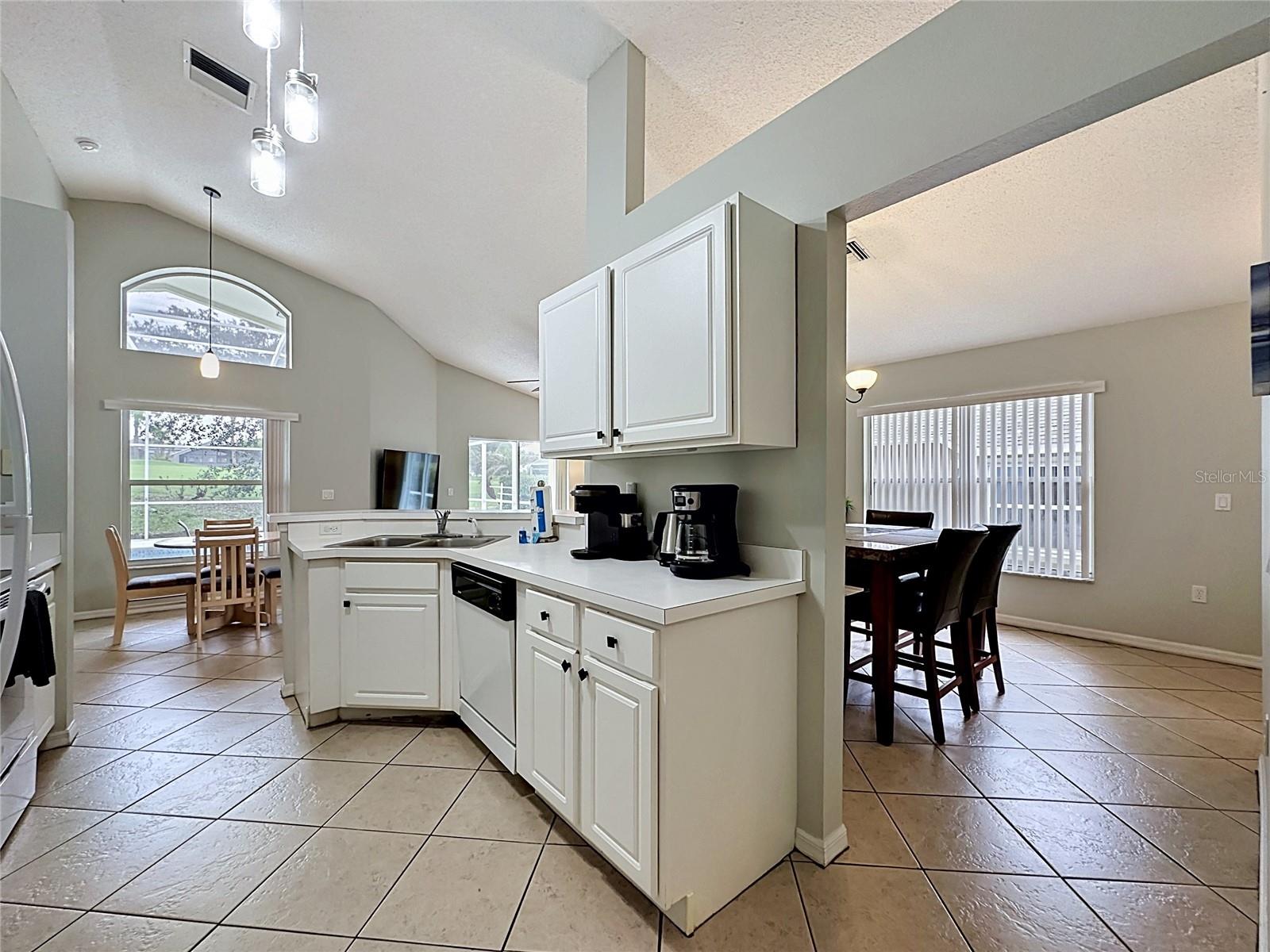SOUTHERN DUNES ESTATES - Residential