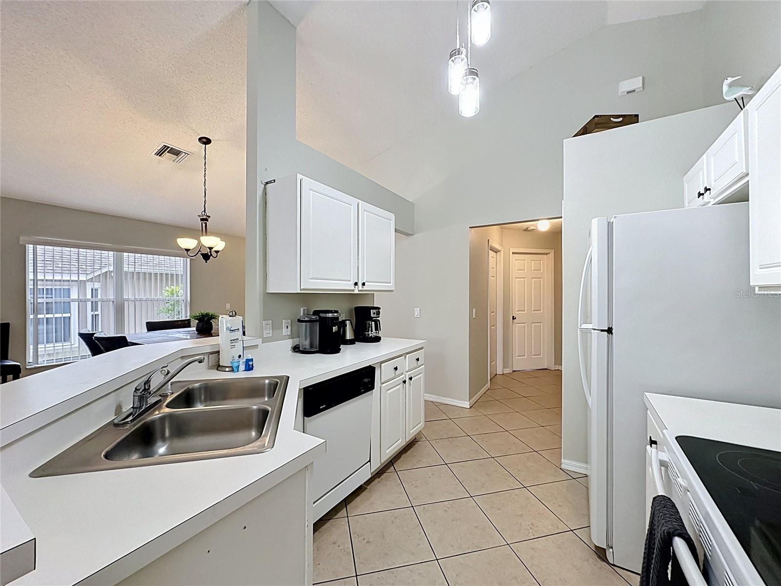 SOUTHERN DUNES ESTATES - Residential
