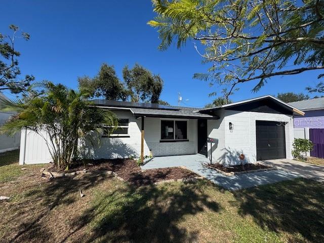 ROUSE MANOR - Residential Lease