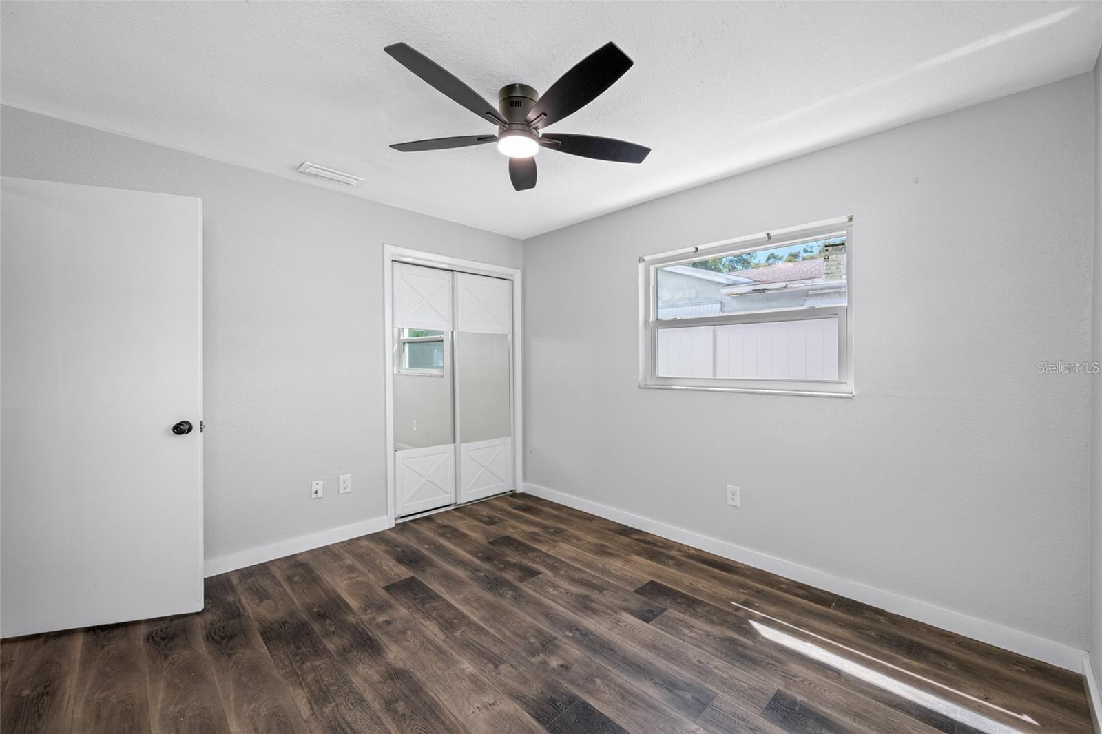 ROUSE MANOR - Residential Lease