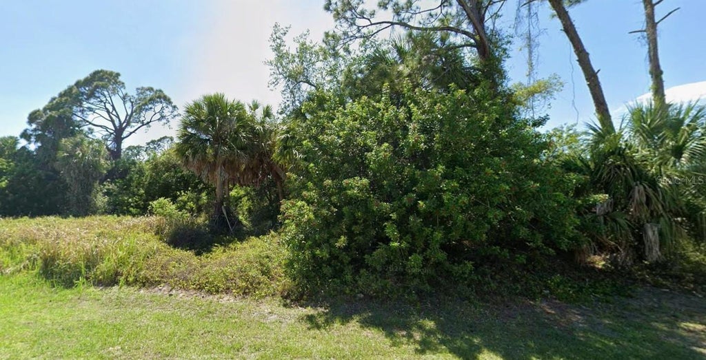 Photo of 31 Elias Circle, North Port, FL 34288 (MLS # N6144972)