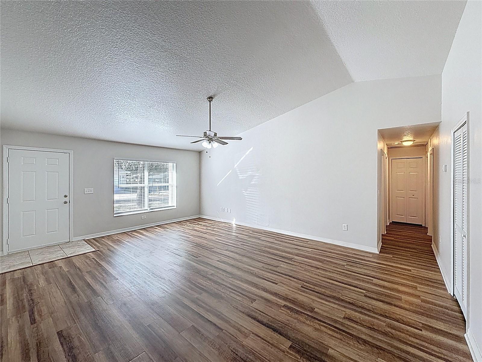 CASA LOMA SUB - Residential