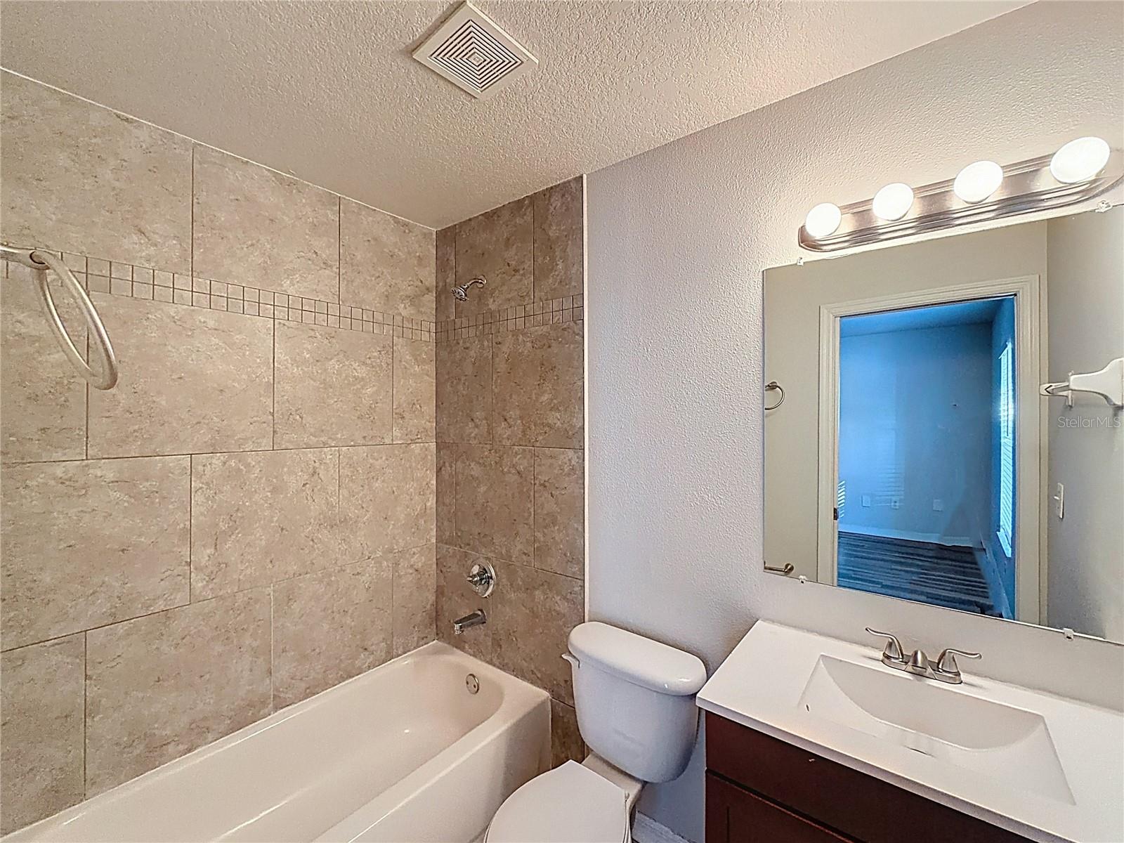 CASA LOMA SUB - Residential