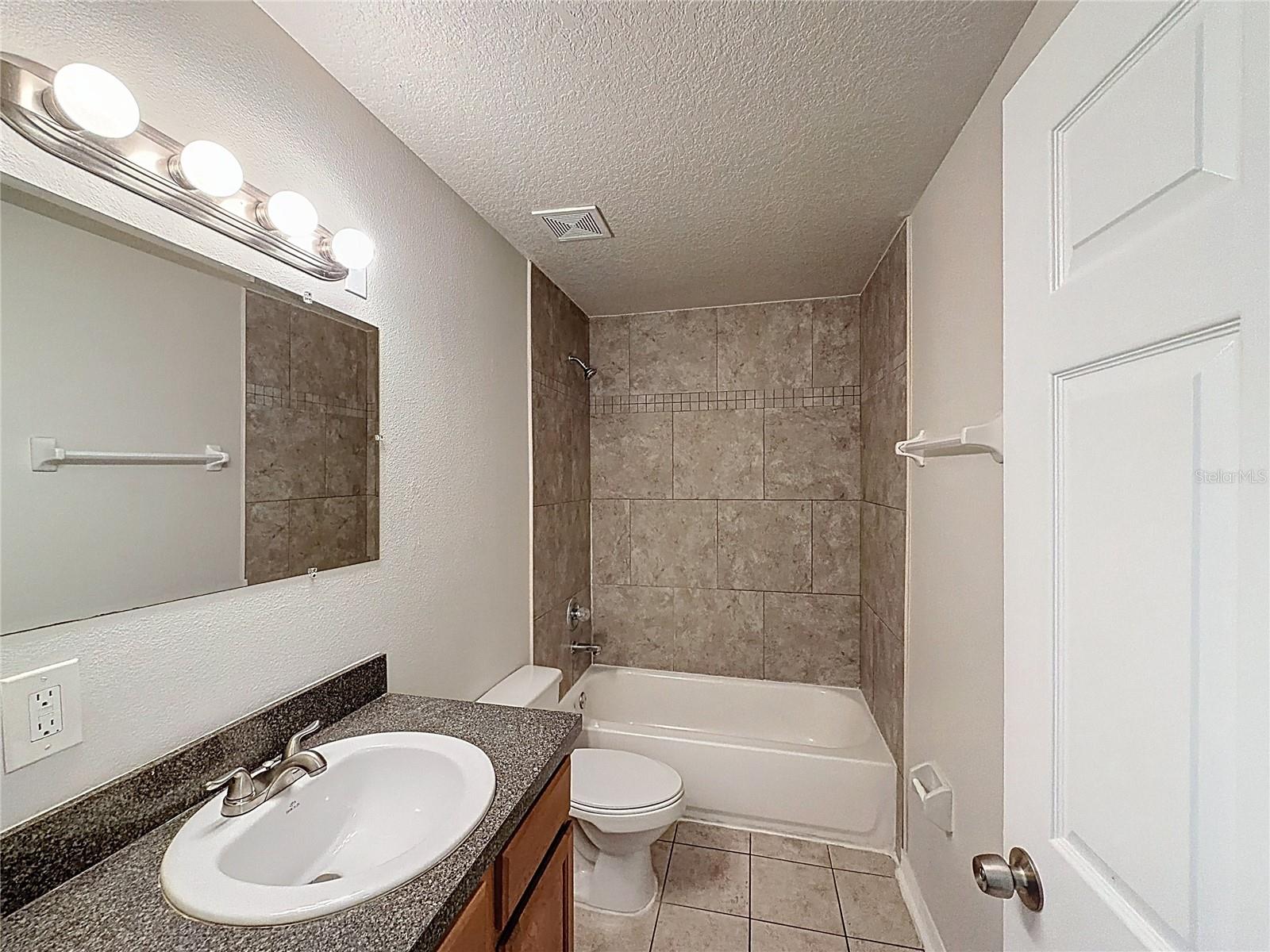 CASA LOMA SUB - Residential