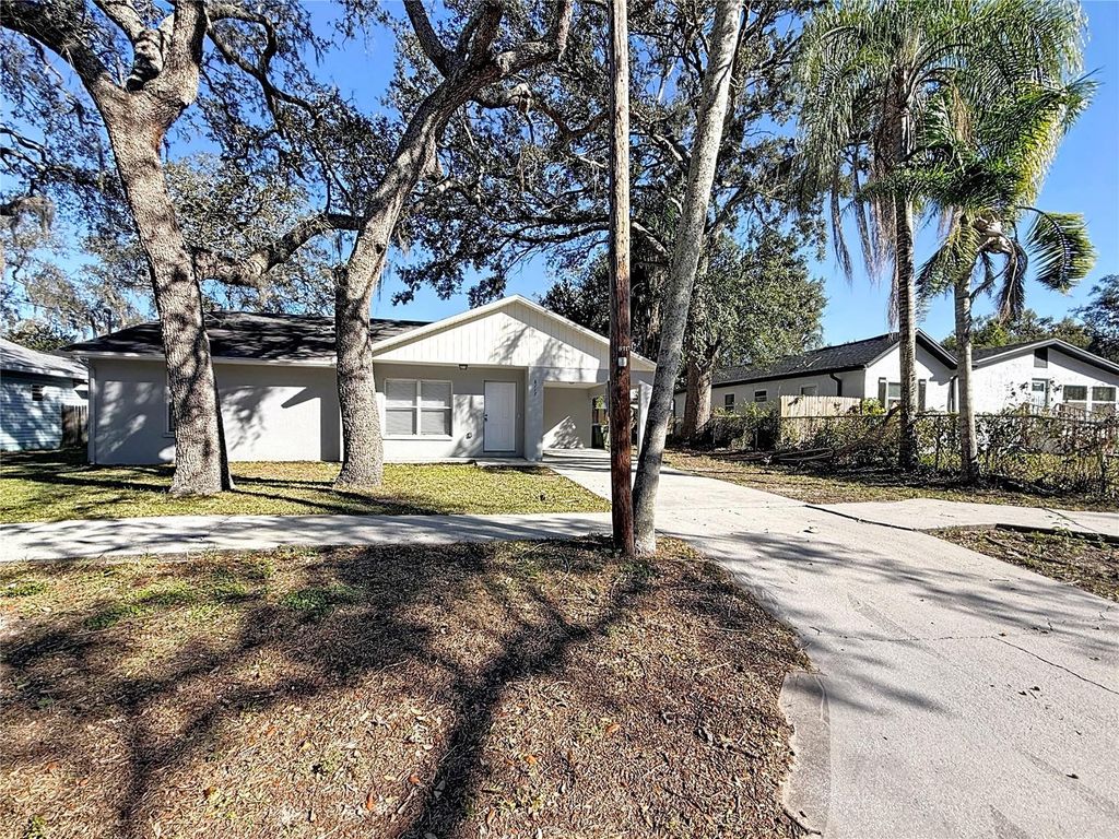 Photo of 8717 N Dexter Avenue, Tampa, FL 33604 (MLS # TB8467230)
