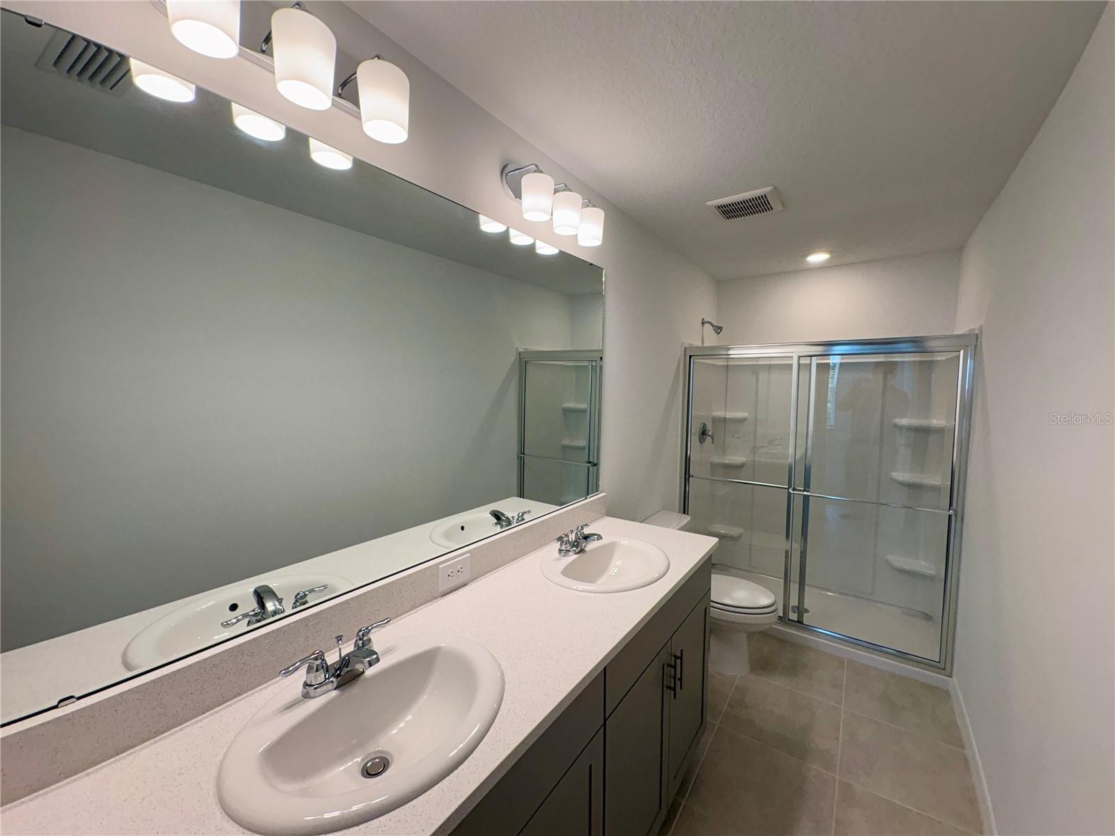 TOWNHOMES AT SKYE RANCH - Residential Lease