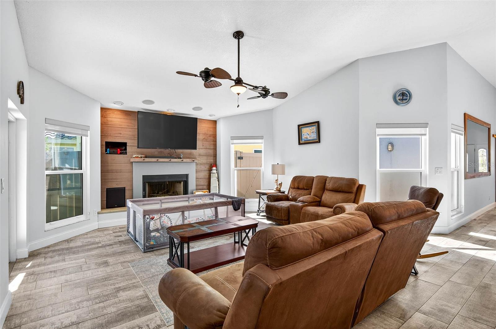 PLACIDO BAYOU - Residential