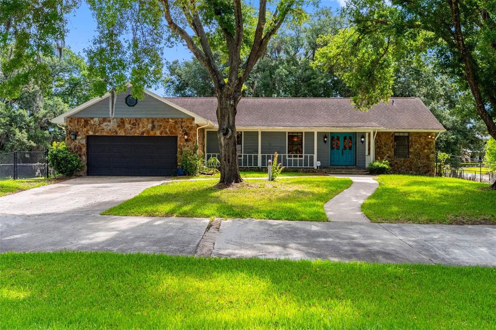 Photo of 11109 Winn Road, Riverview, FL 33569 (MLS # TB8501810)