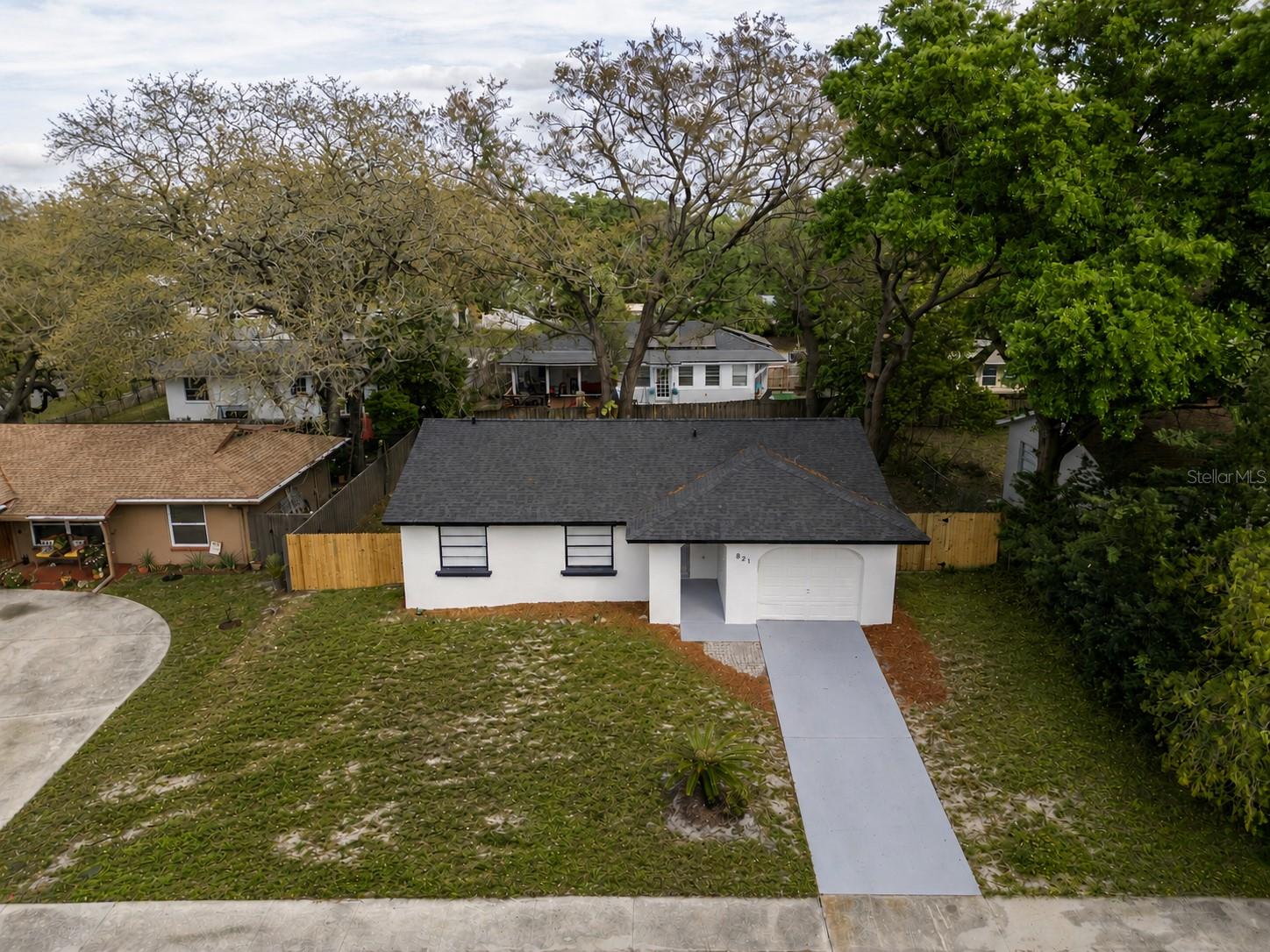 821 OSCEOLA TRAIL