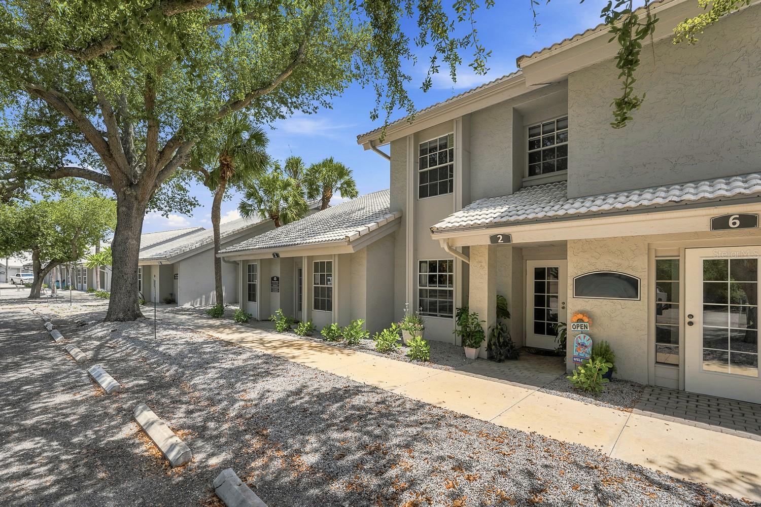 1515 TAMIAMI TRAIL S 2A