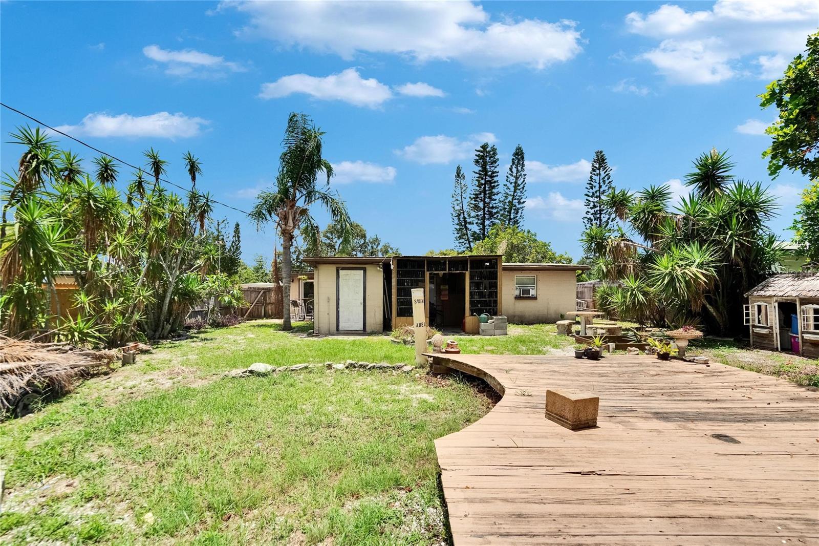 ORANGE LAKE VILLAGE 2 - Residential