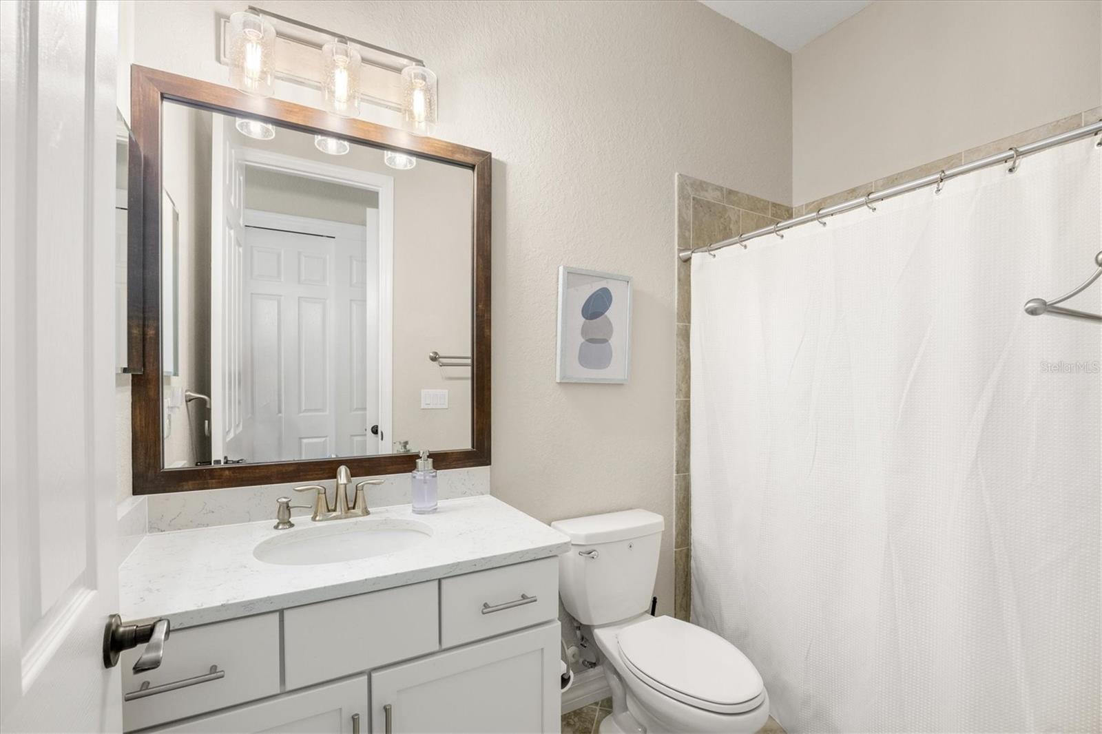 COUNTRY CLUB EAST - Residential