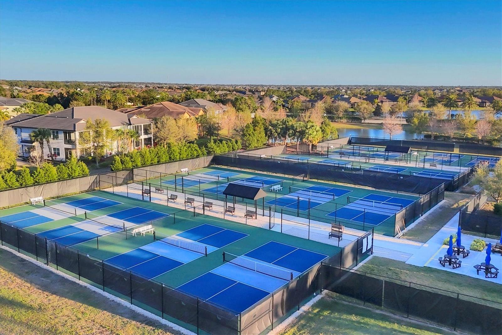 COUNTRY CLUB EAST - Residential