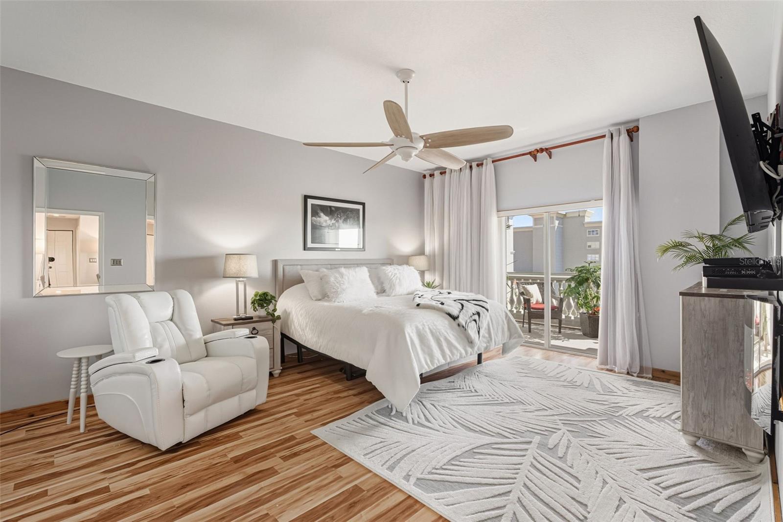 WOODMERE AT JACARANDA - Residential