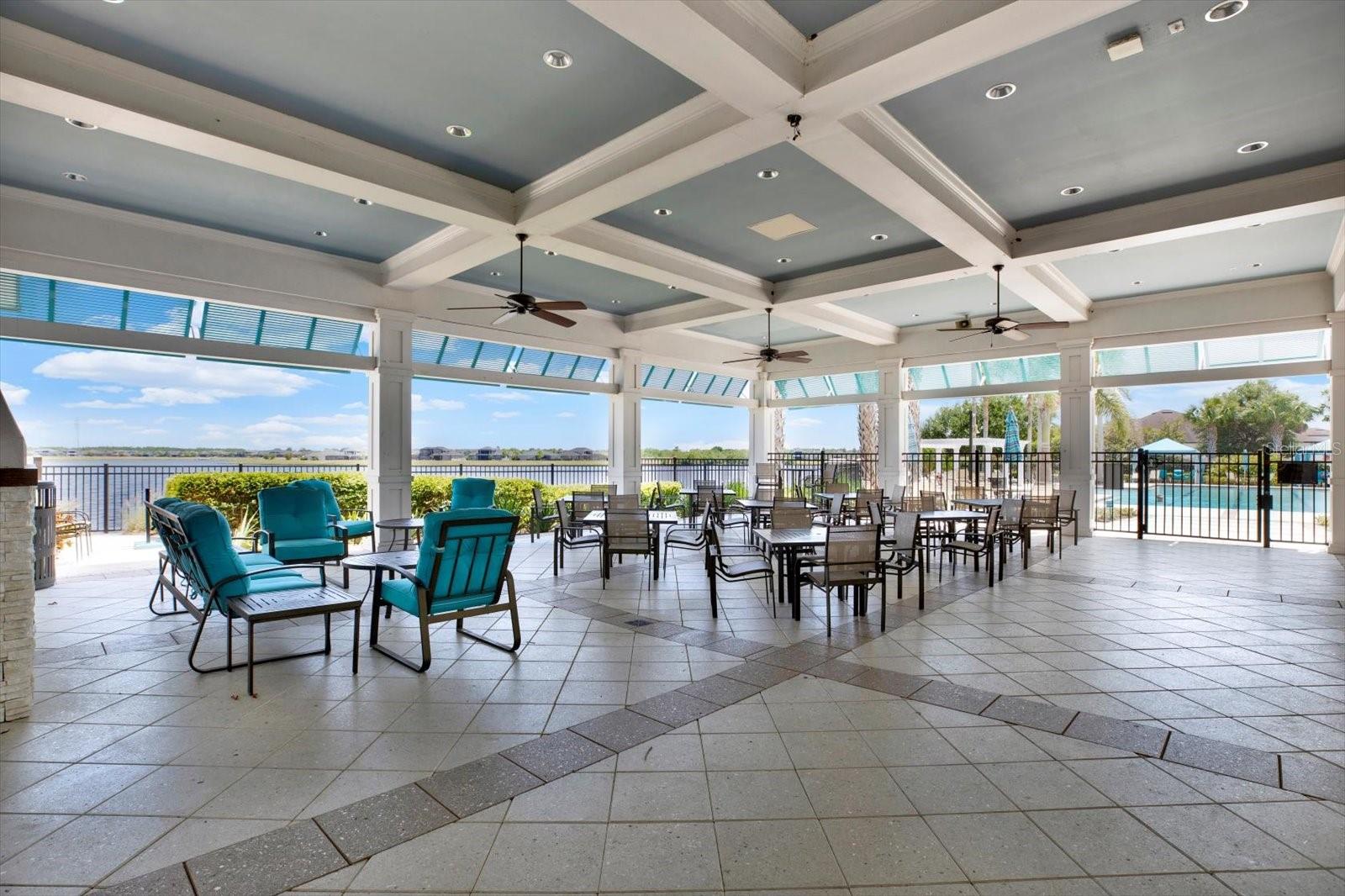 LUCAYA LAKE CLUB TWNHMS PHA - Residential