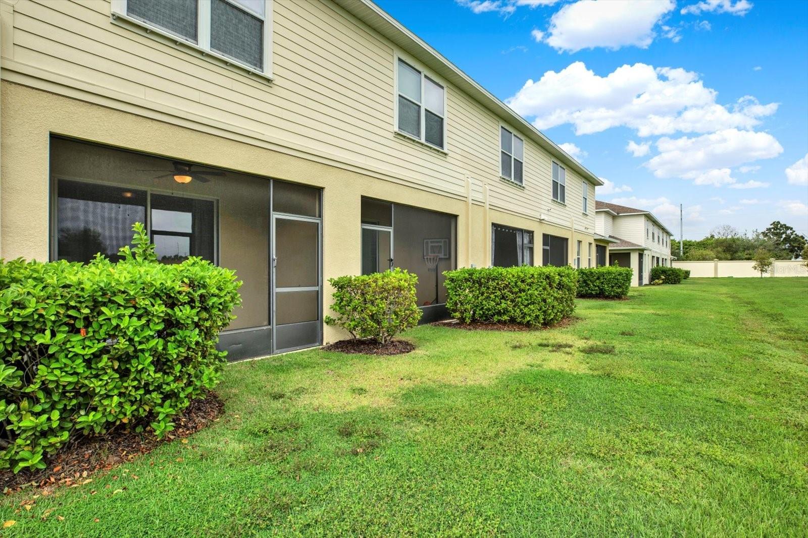 LUCAYA LAKE CLUB TWNHMS PHA - Residential