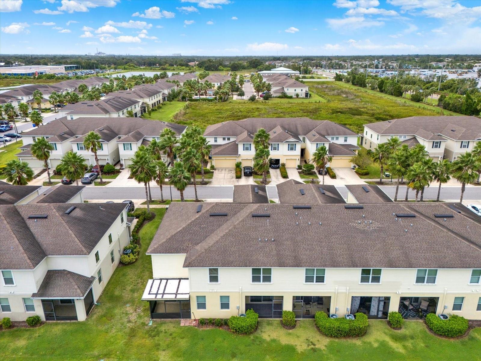 LUCAYA LAKE CLUB TWNHMS PHA - Residential