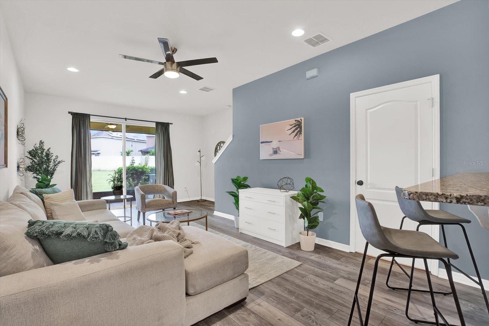 LUCAYA LAKE CLUB TWNHMS PHA - Residential