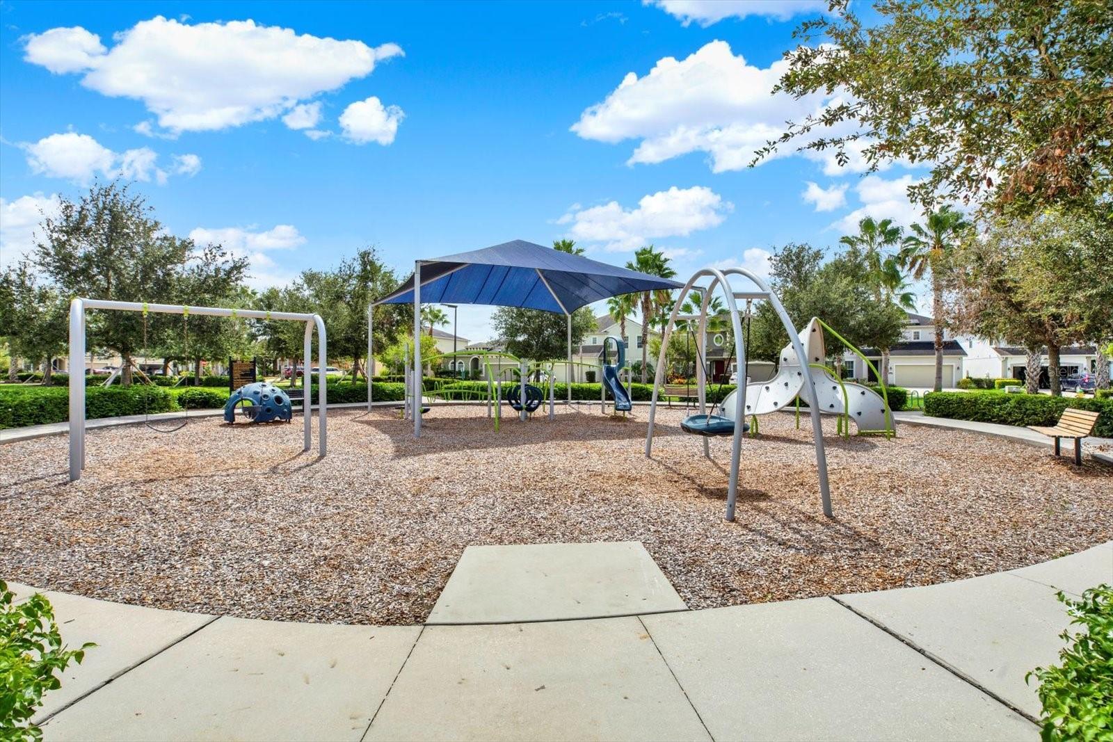 LUCAYA LAKE CLUB TWNHMS PHA - Residential