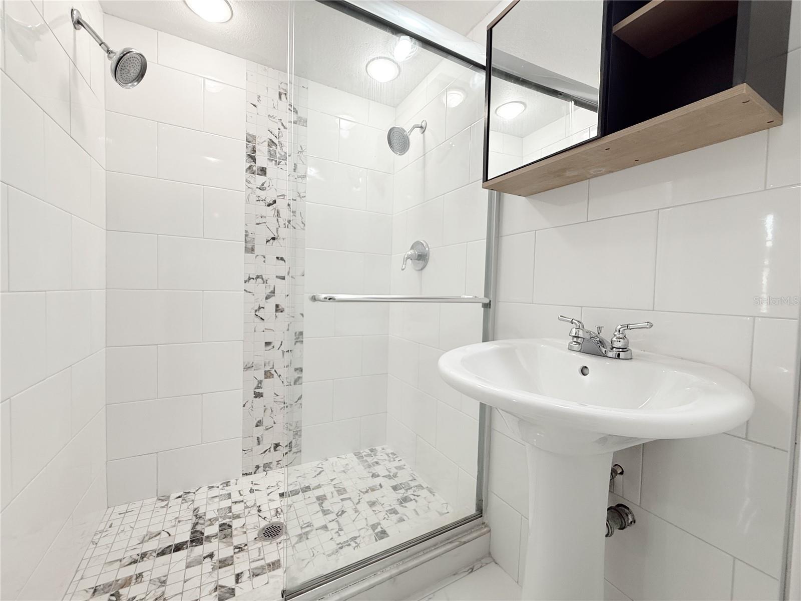 CORTEZ PLAZA APTS BLDG A - Residential