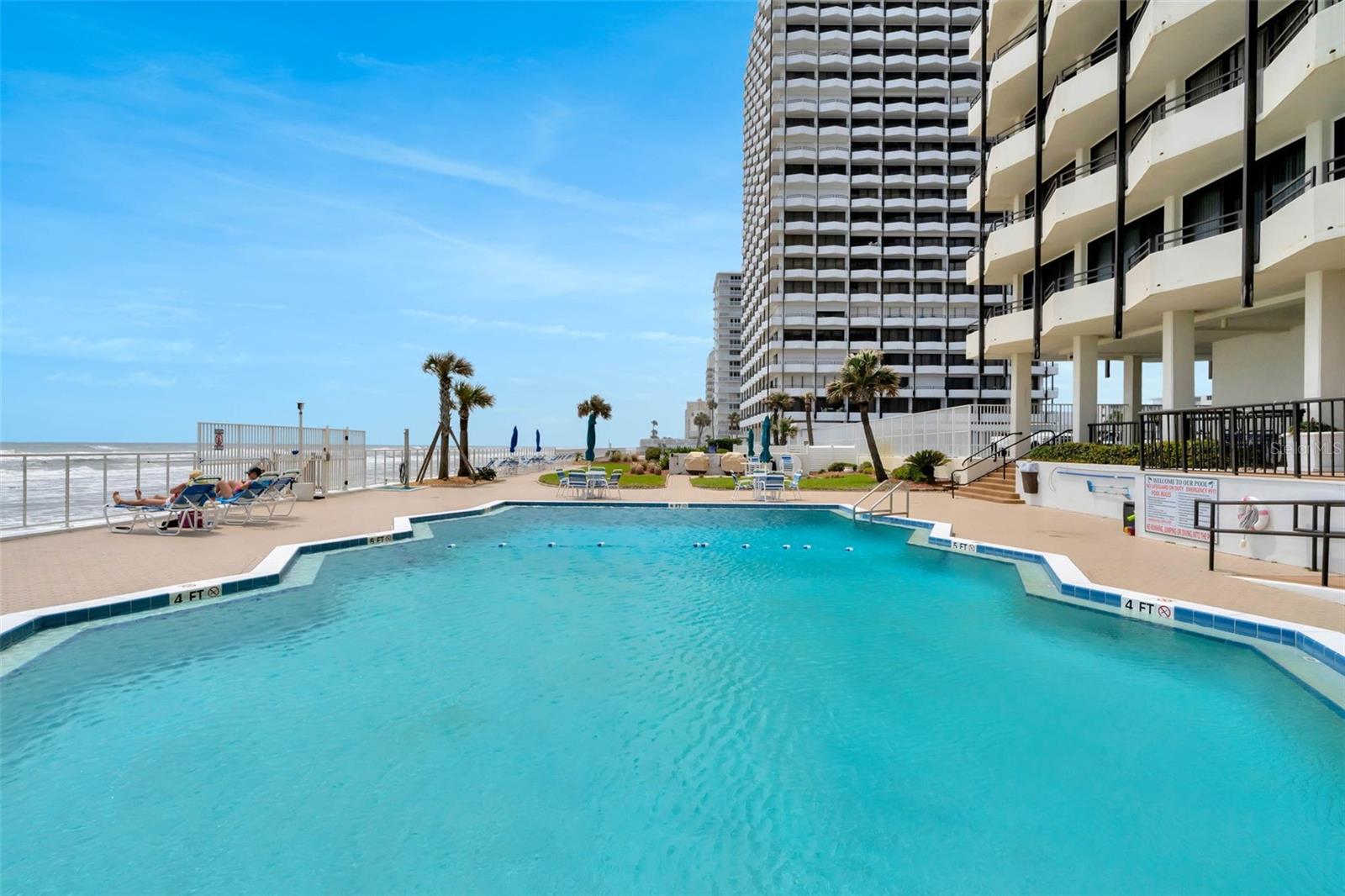 OCEAN RITZ CONDO UNIT 01 - Residential