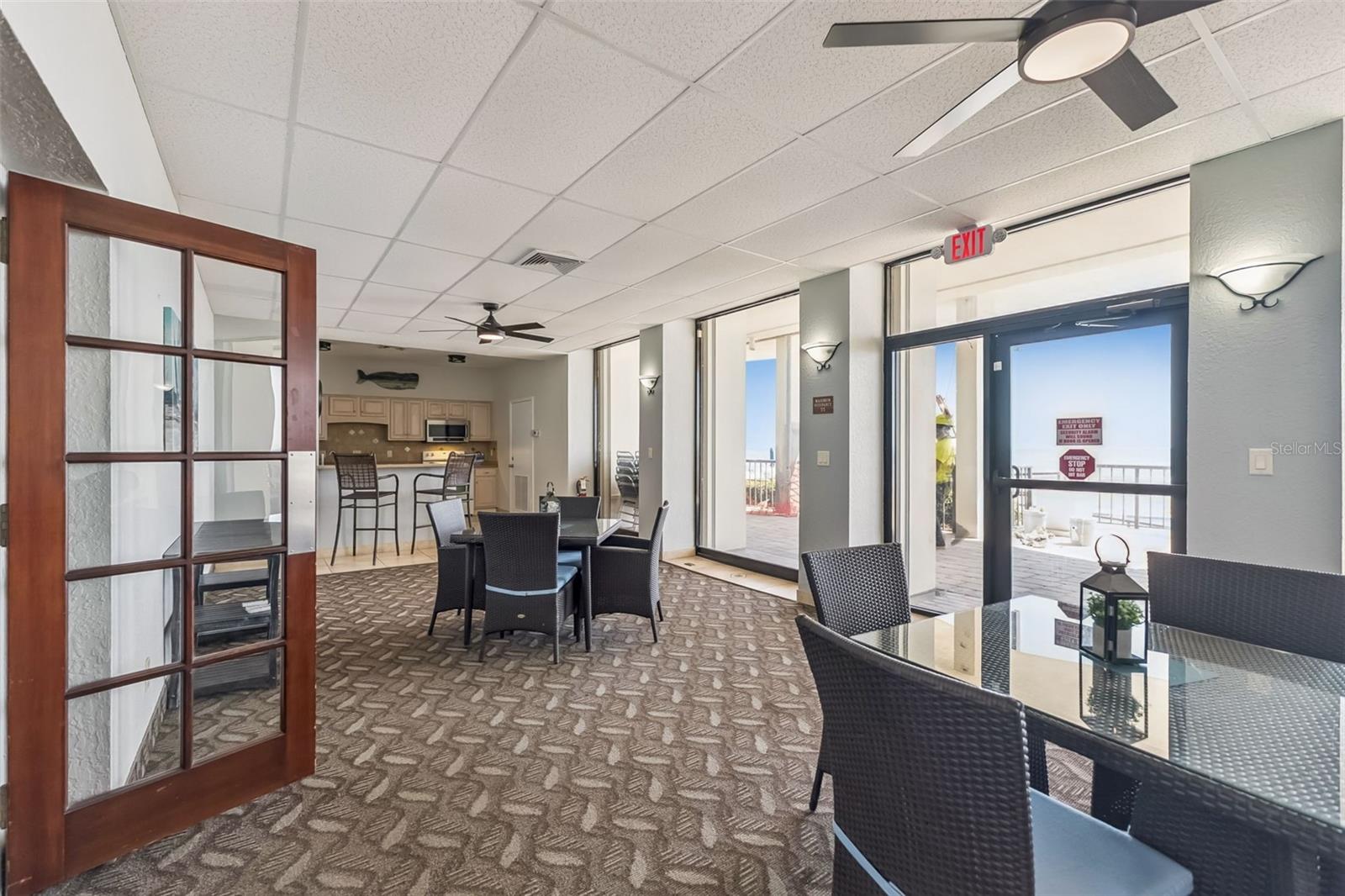 OCEAN RITZ CONDO UNIT 01 - Residential