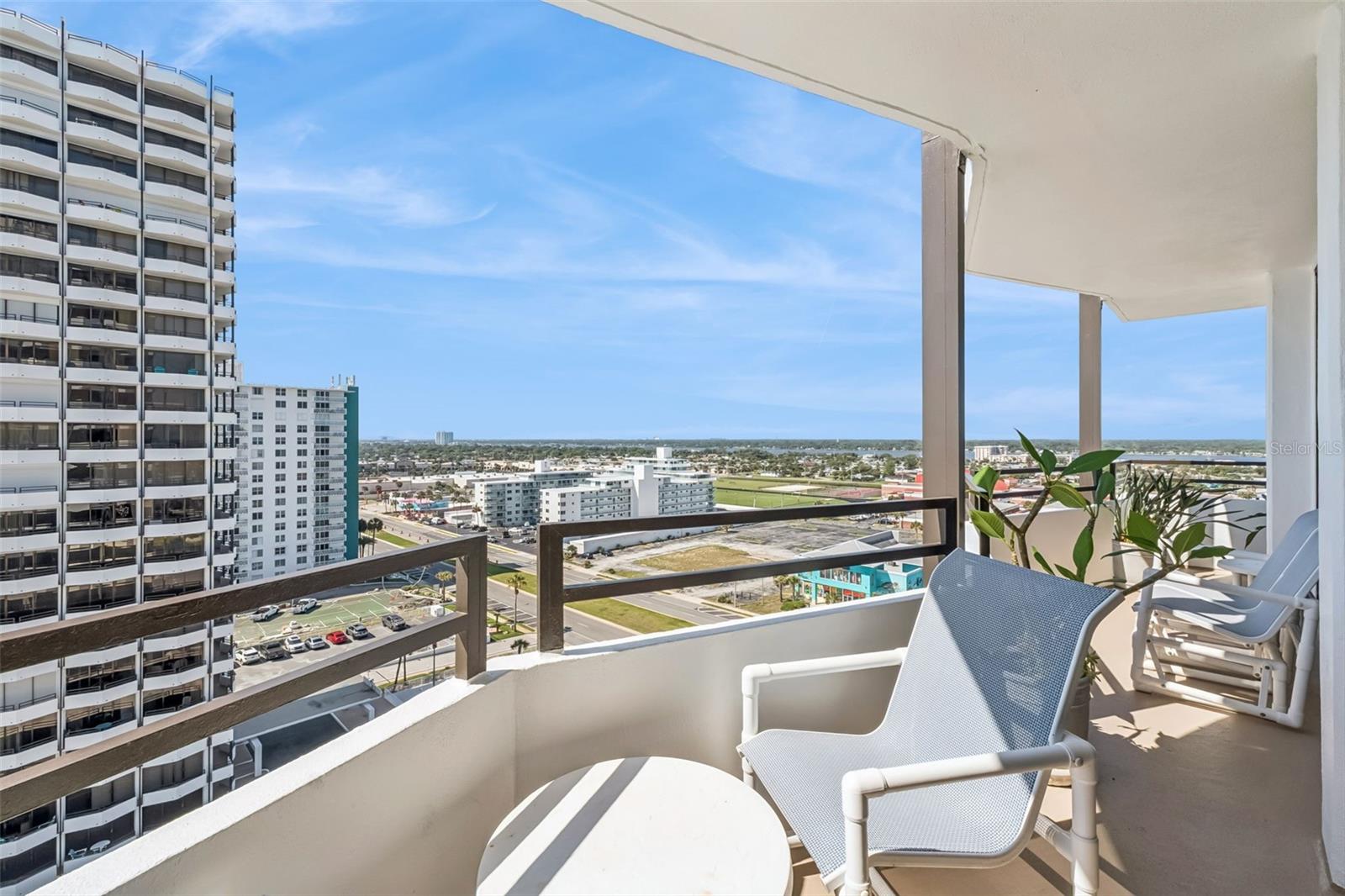 OCEAN RITZ CONDO UNIT 01 - Residential