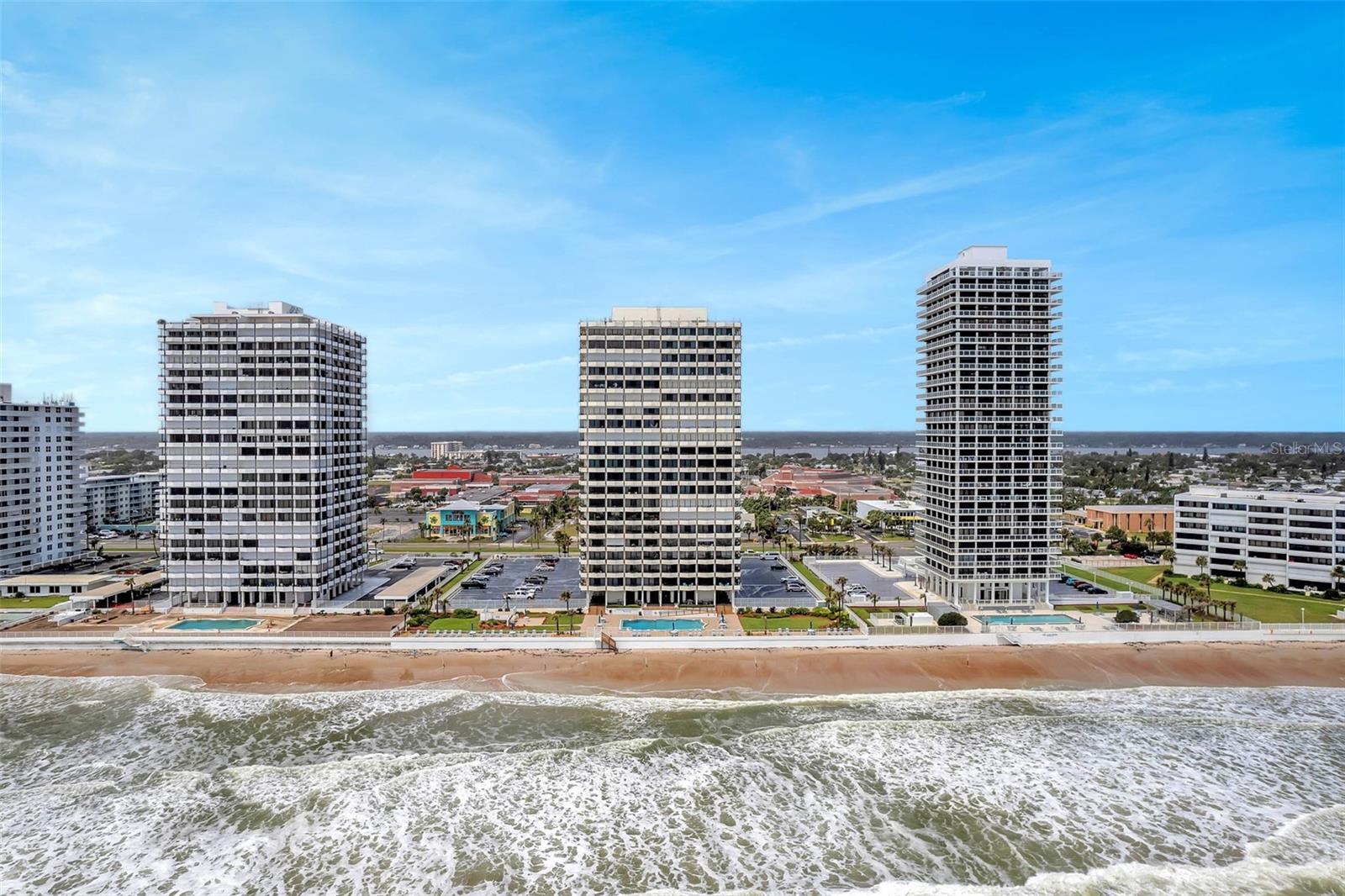 OCEAN RITZ CONDO UNIT 01 - Residential