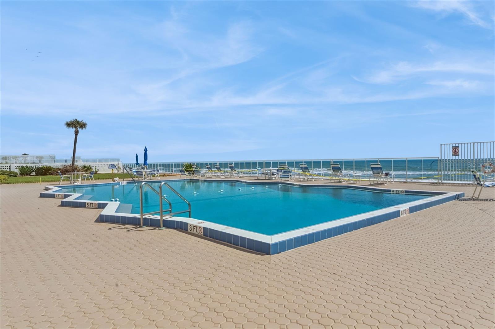 OCEAN RITZ CONDO UNIT 01 - Residential