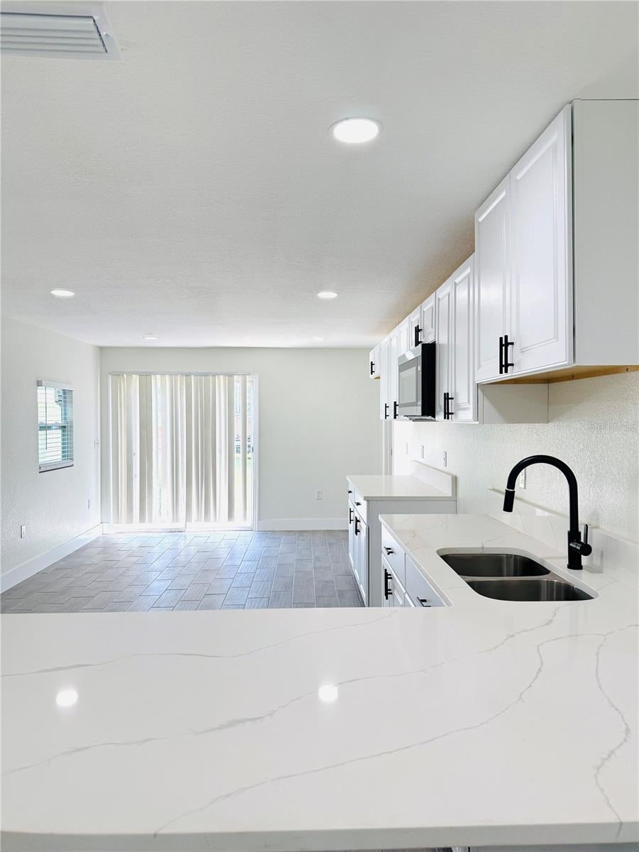 3319 12TH STREET COURT E, BRADENTON, FL, 34208 4 3319 12TH STREET COURT E