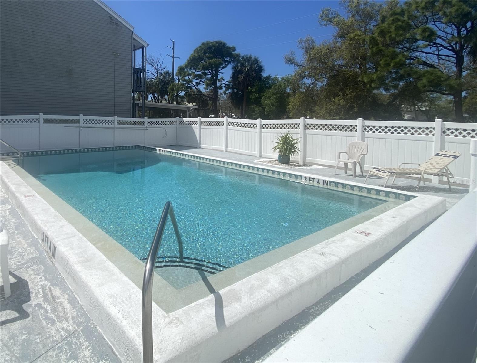 259 FENWICK DRIVE 34